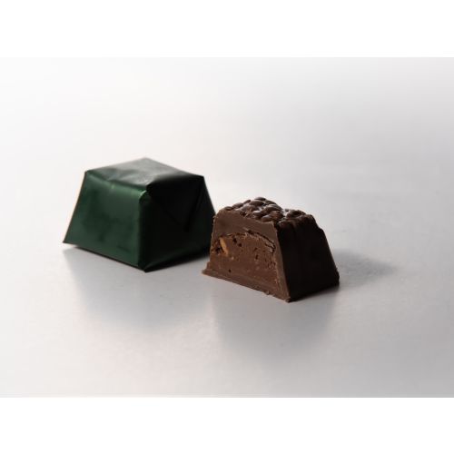 Bousheyeh Nutella with Biscuit in Milk Chocolate