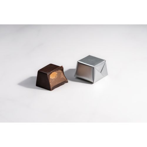 Bousheyeh Almond Cream with 2 Almonds in Dark Chocolate