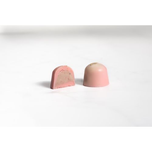 Bousheyeh Strawberry Filling in Colored Chocolate