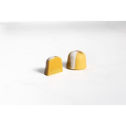 Bousheyeh Mango Filling in Colored Chocolate