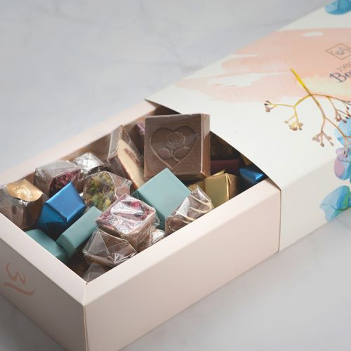 Luxury Chocolate Box 1kg